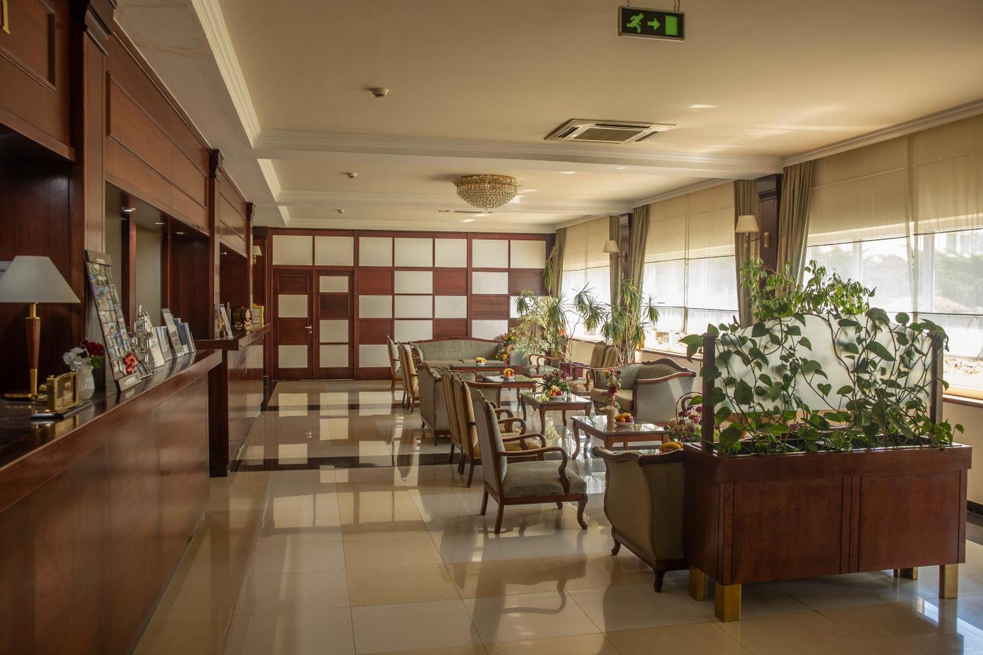 Hotel Aquastar Danube Kladovo Luaran gambar