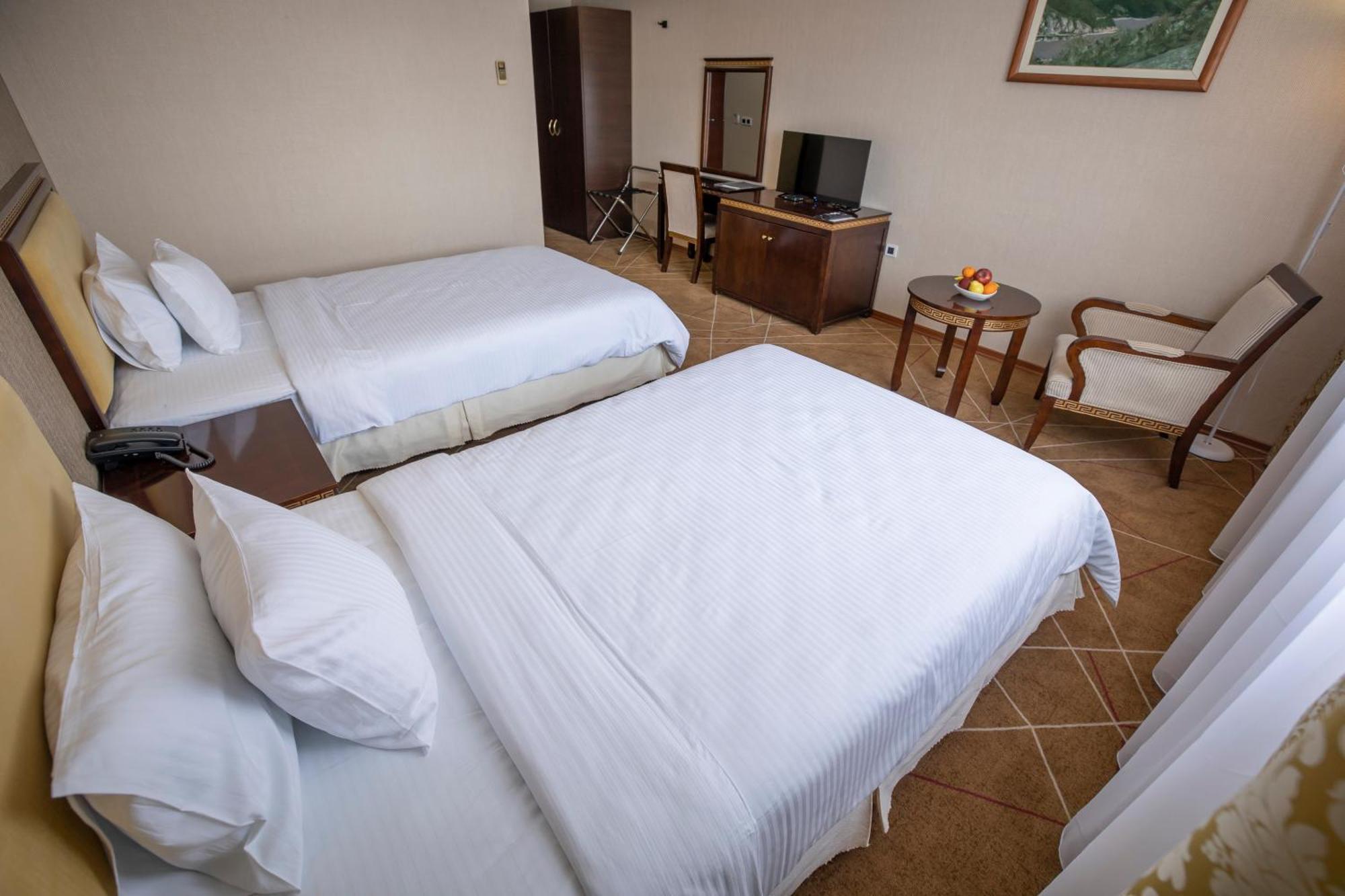 Hotel Aquastar Danube Kladovo Luaran gambar