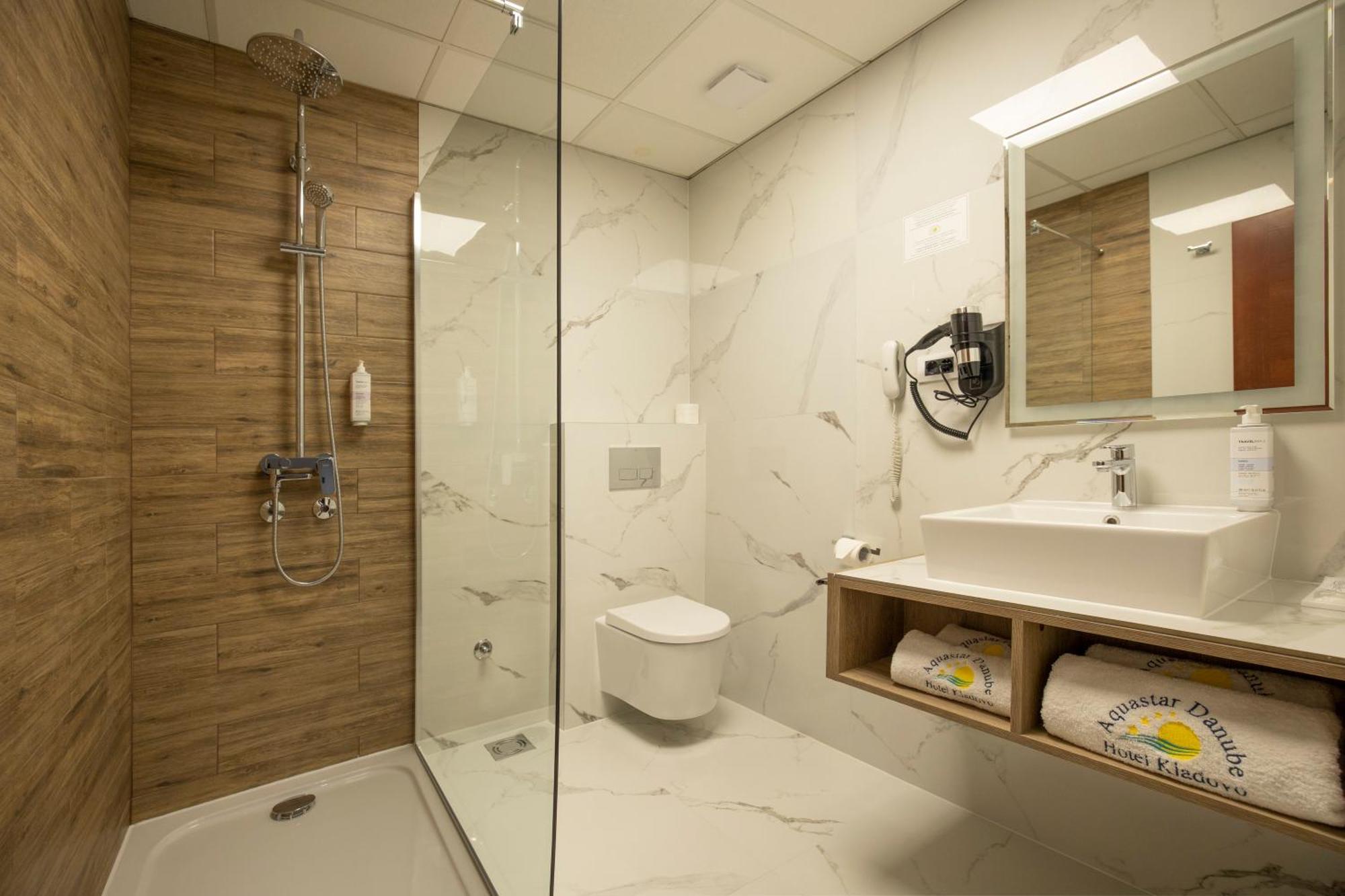 Hotel Aquastar Danube Kladovo Luaran gambar