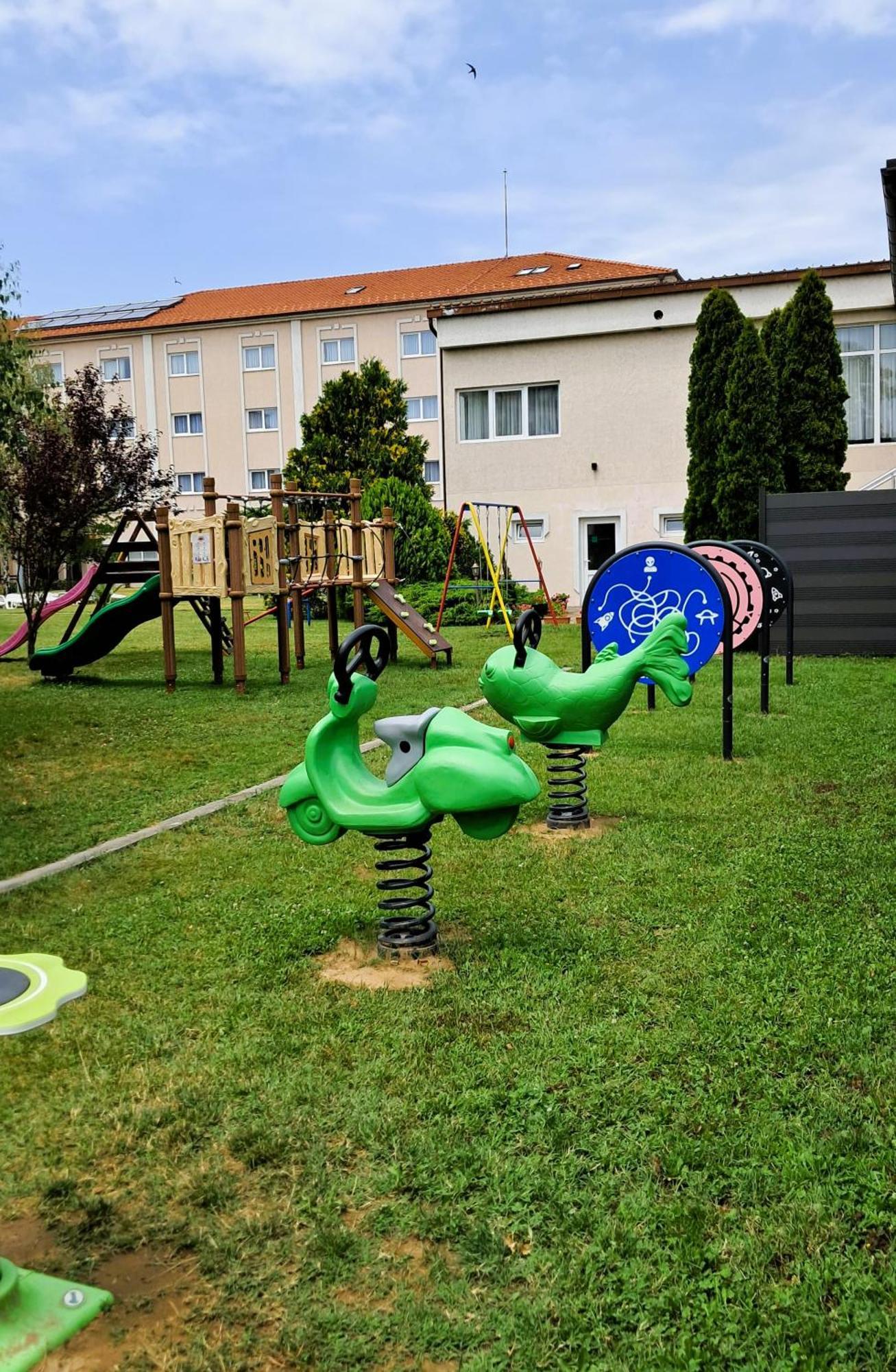 Hotel Aquastar Danube Kladovo Luaran gambar